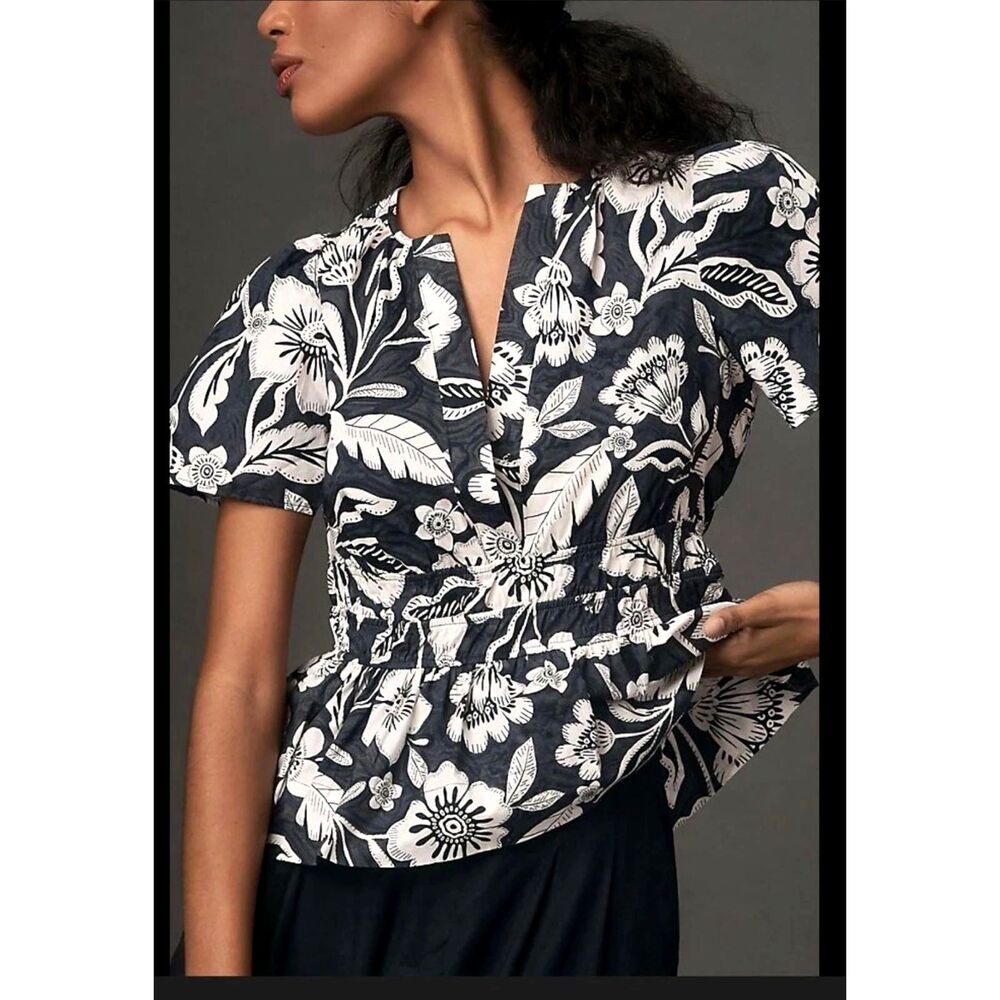 Anthropologie Somerset Blouse Womens Size Large Smocked Waist V Neck Peplum Hem